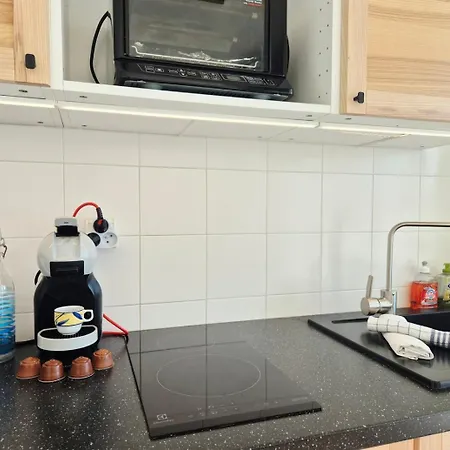 Appartement O Sixieme Face Au Port Avec Garage Prive, Climatisation Et Wifi - Rossiconciergerie - Linge Inclus