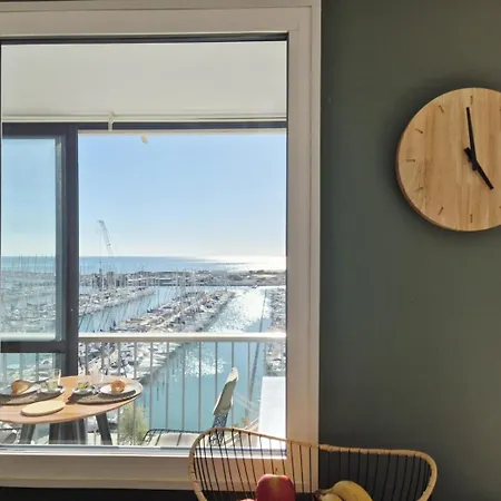 Appartement O Sixieme Face Au Port Avec Garage Prive, Climatisation Et Wifi - Rossiconciergerie - Linge Inclus *